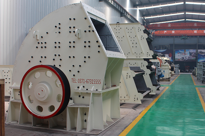重錘破，一次成型沙石粉碎機