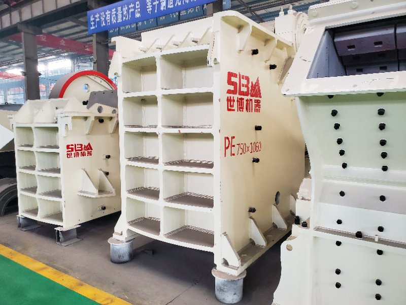 750破碎機(jī)，750鄂破機(jī)